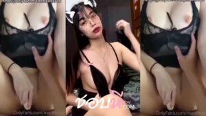 คลิปหลุด Onlyfans น้องangsananews สาวเเว่นไทยพาเสี่ยวนั่งติ้วหีตัวเองก่อนโชว์สกิลโม้กควยแตกใส่ปาก ก่อนโดนจับเย็ดร้องลั่นห้อง xxxไทยหลุด ชอบหีสวย